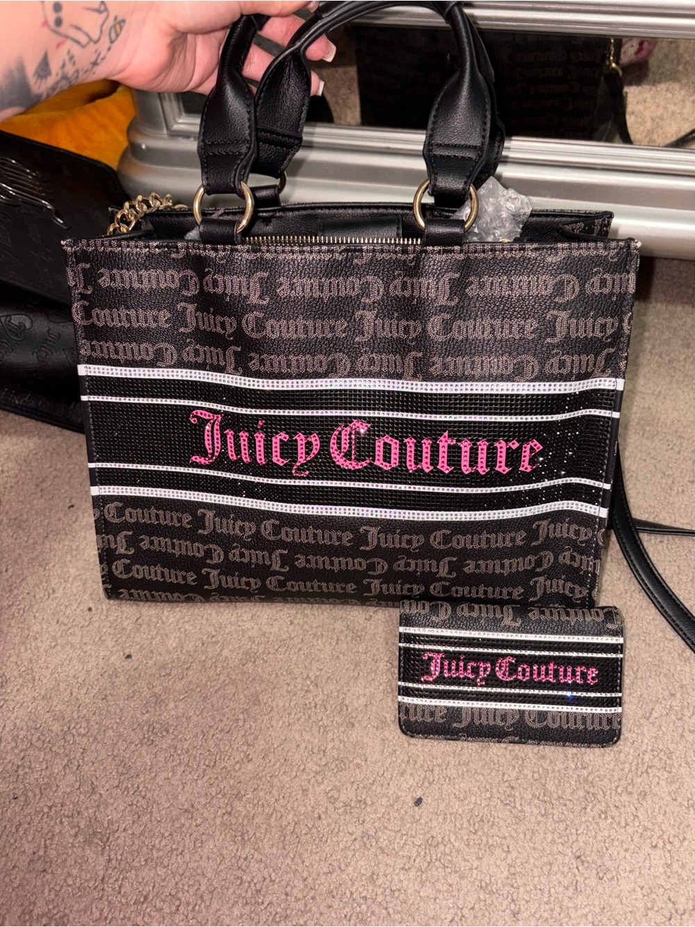 Large Juicy Couture purse w wallet 👛 #y2k #2000s #juicycouture #hollister
